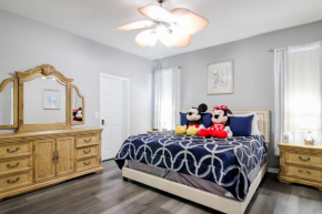 Spacious house with a private PoolGame Room 32192